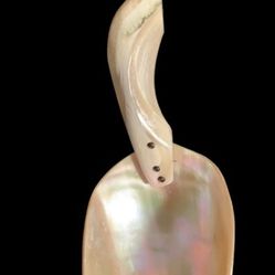 1- VINTAGE LARGE 9”MOTHER OF PEARL SERVING SPOON
