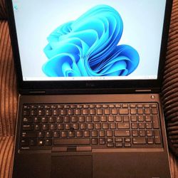 Dell 16 Inch Gaming Laptop Intel Core i7 16 GB RAM 512 GB SSD 1080P LCD Nvidia 4 GB DDR5 Graphics Wi-Fi & Bluetooth Wireless Windows 11 Professional 