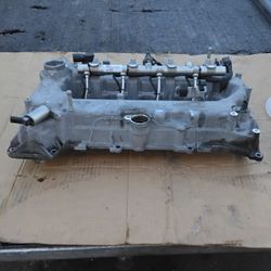 2015 Chevy Malibu Intake 1.5L And Fuel Injector Rails & Sensors Very Clean Like New. 