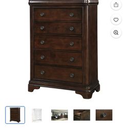 **LOOK**5 Drawer With HiddenTop Mirror Area