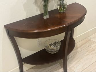 2 corner tables + console