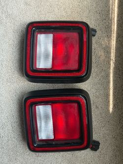 Jeep Sahara Tail Lights