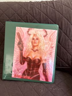 Barb Wire- 1996 Collector Card Set in custom binder!