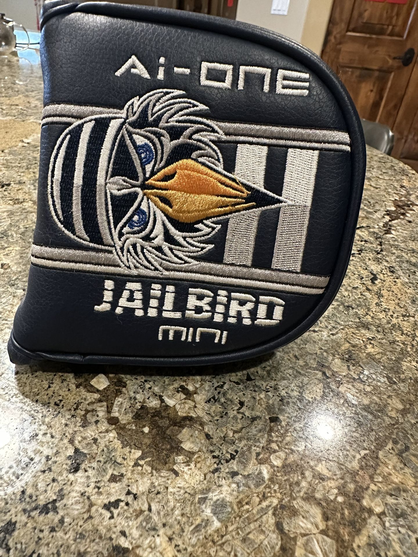 ODYSSEY Jailbird Mini CH