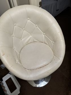 Impression Vanity Chair 
