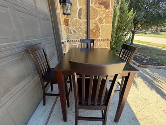 Dining table with 4 chairs