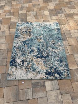 Luxe Weavers Beverly Blue Area Rug 4x5