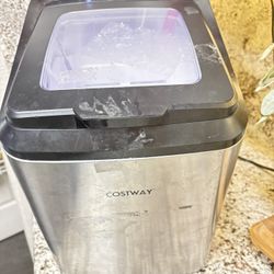 Costway ice maker trabaja muy bien 