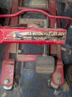 Torin motorcycle 4 wheeler jack