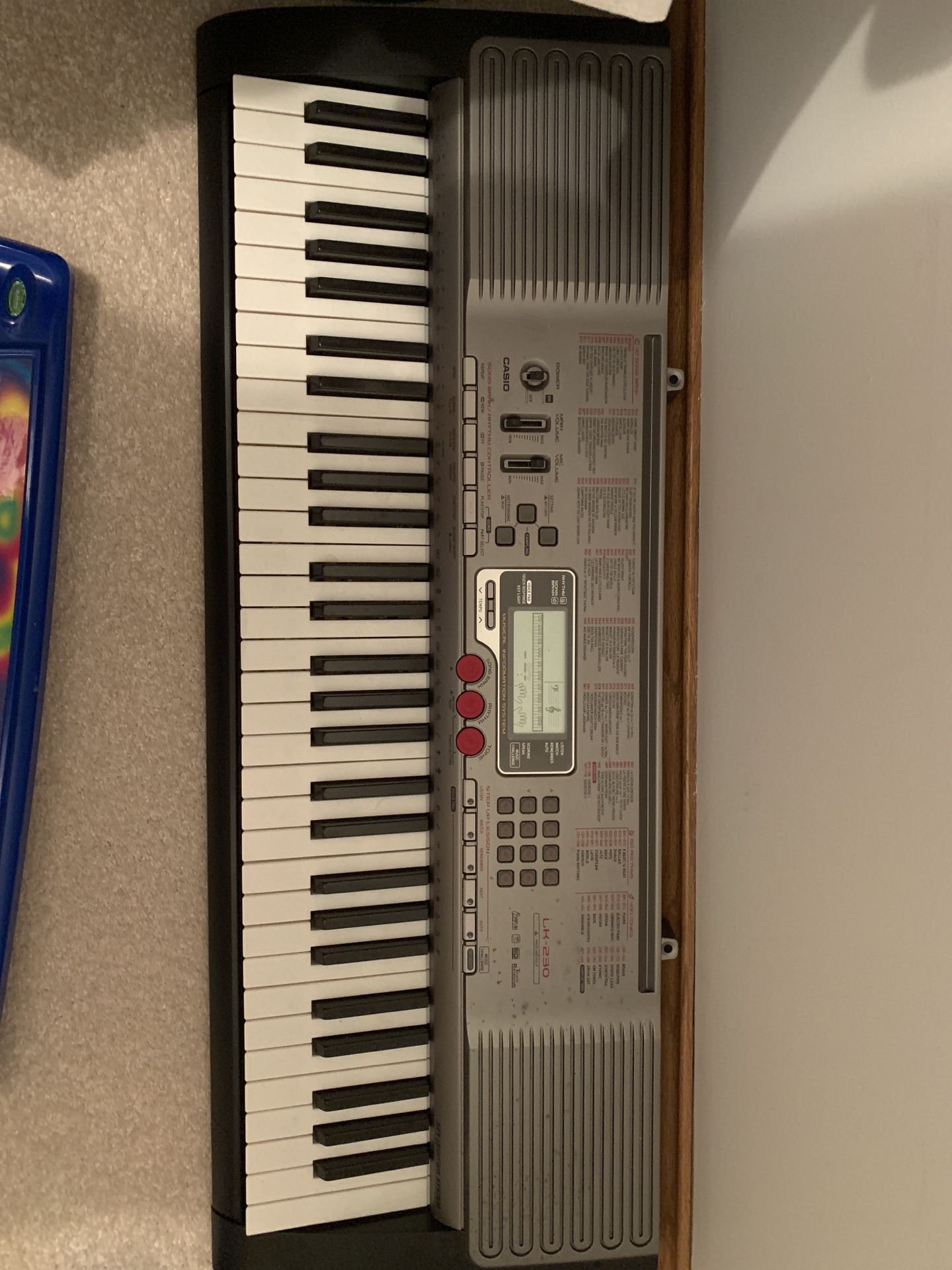 Casio LK230 musical keyboard
