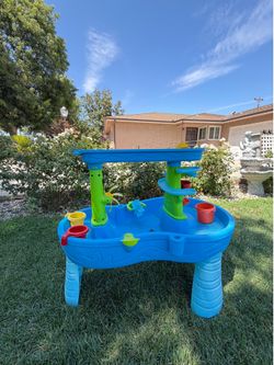 $65amazing water table for kids activity outside FREE DELIVERY