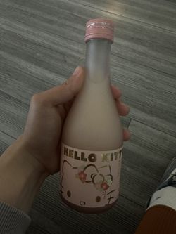 Hello Kitty Sake