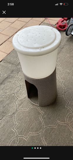 The item pictured is a Toddy or Filtron cold brew coffee system. It's used to make coffee concentrate by steeping grounds in cold water for 12-24 hour