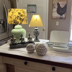 Home Decor. Used Like New.