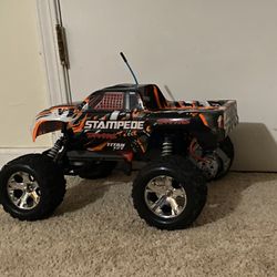 Traxxas Stampede Titan 12T RC Car