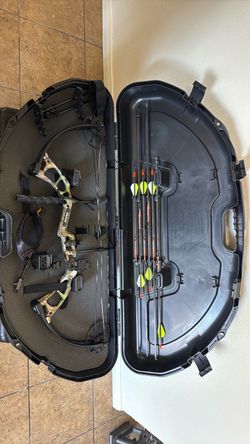 Bear Archer Compound Bow LEFT HANDED