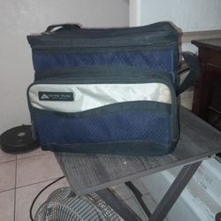 OZARK TRAIL outdoor Equipment