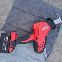 Milwaukee Sawzall With 5.0 Battery  And Double Sided Battery 