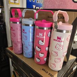 Stanley Cup 30oz Hello Kitty