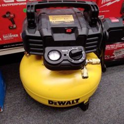 DEWALT 20V MAX 2.5 GAL CORDLESS Air Compressor Tool Only