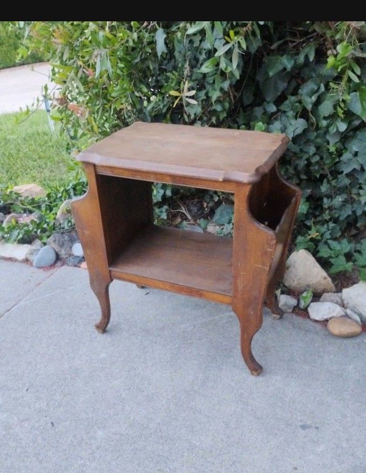 Vintage Magazine Table Racks Hold Magazines Very Solid