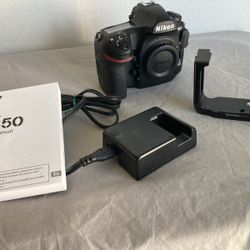 Canon EOS M50 Mark II Mirrorless  Camera 