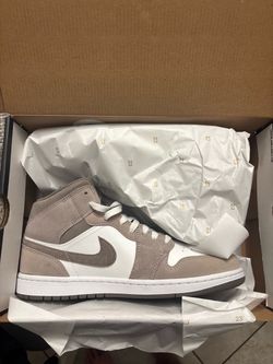 Sneaker Sale