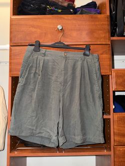 Tommy Bahama 100% Silk Pleated Shorts ("Relax" Collection)