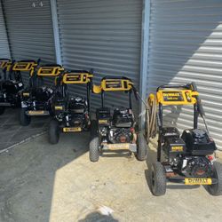 New 3600psi Dewalt 
