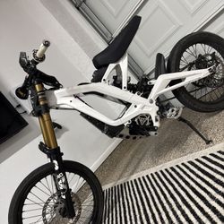 Fully Modded Surron Light Bee X