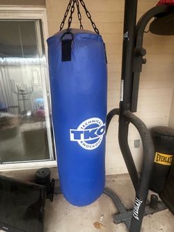 3-Bag Punching Bag & Boxing Training Station Combo | Estación Completa de Boxeo con Soporte + 3 Sacos de Boxeo