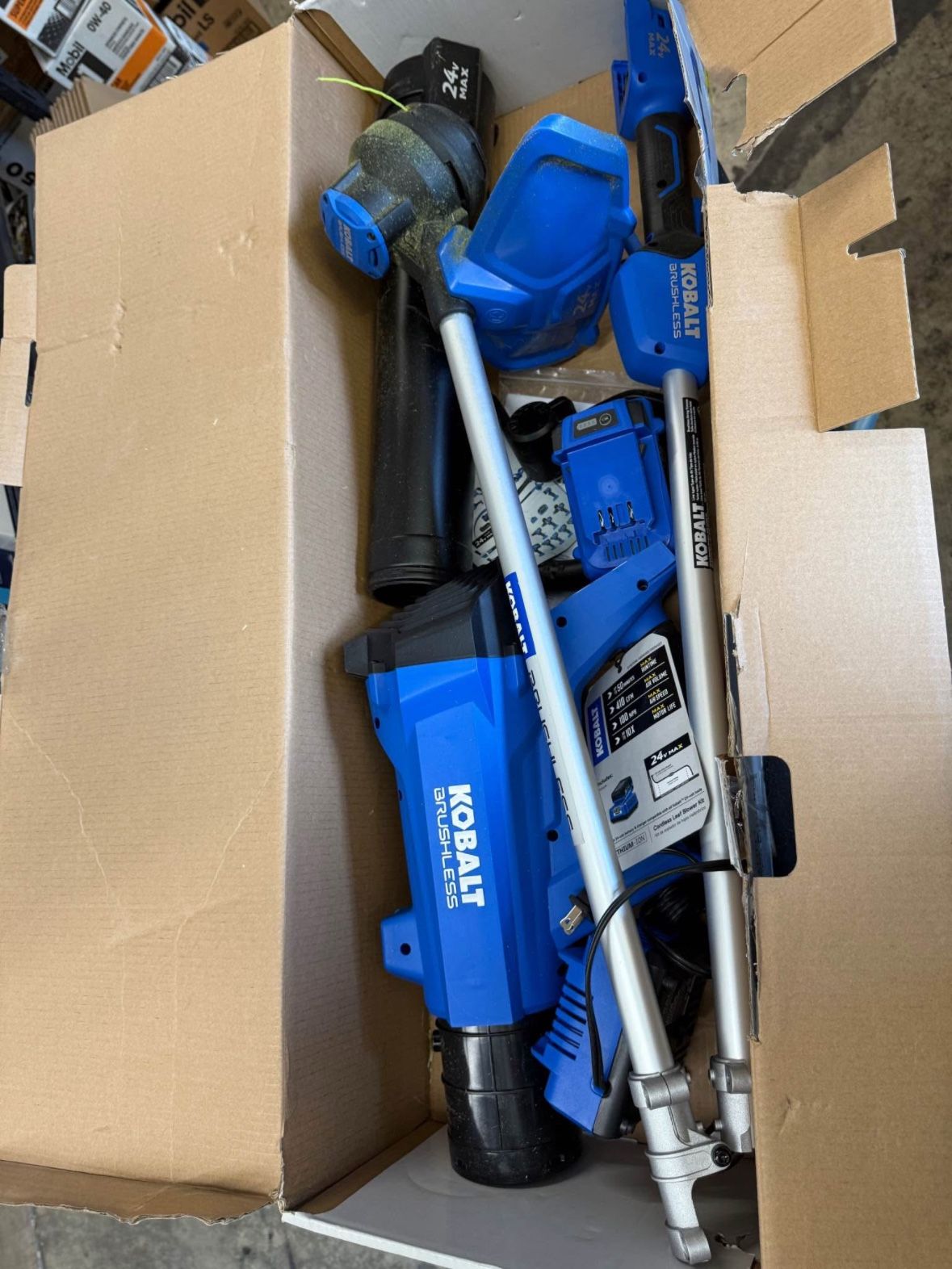 Kobalt 24-volt Cordless Battery String Trimmer and Leaf Blower and 4 Ah (Battery Included) (Charger