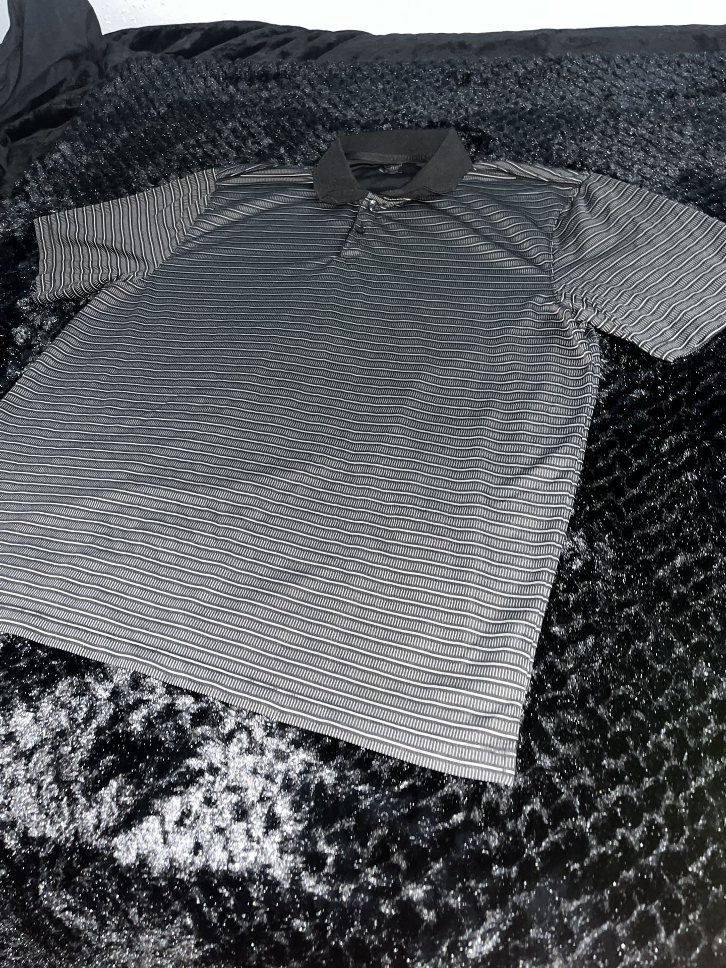 Van Heusen black and grey striped short sleeve size XL