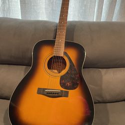 Yamaha F335