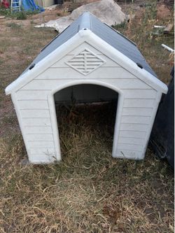 Small dog house
