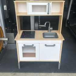 IKEA Kids Kitchen 