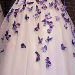 Purple Butterfly 

Dress  , New  ,Size Medium 