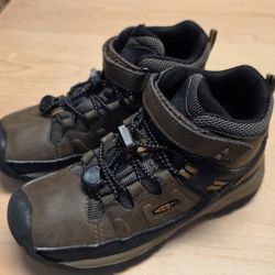 KEEN Targhee Mid Waterproof  Darth Earth Brown Child Little Kid Toddler Size 13,Used, GREAT.