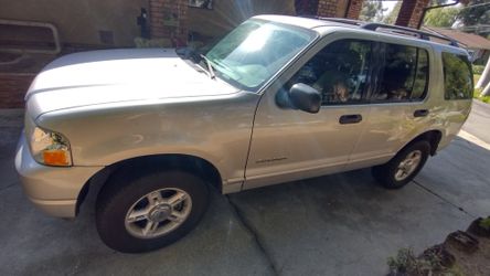 Ford Explorer 2004