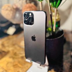 iPhone 12 Pro Max Unlocked ( Black Friday Special)