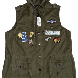 NWT Romeo & Juliet Hooded Cargo Patch Work Khaki Vest Sizes M