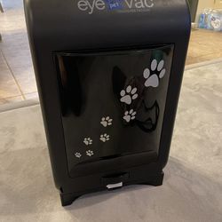 EyeVac Pet Touchless Vacuum
