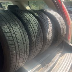 Tires 275/40/21