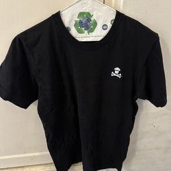 Black Cotton Johnny cupcakes T-shirt