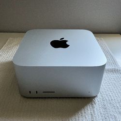 Mac Studio M2 Ultra – 128 GB RAM / 2 TB SSD – Like New 