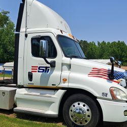 2010 Cascadia DD15 Detroit Deisel 15