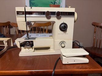 Montgomery Ward Sewing Machine (Model UHT J1932 / J1942 Series)