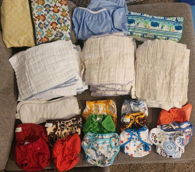 Reusable cloth diaper set