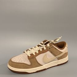 Nike Dunk “Medium Curry” Size 9 Mens