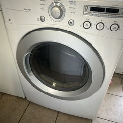 Lg Heavy duty Washer & Gas dryer